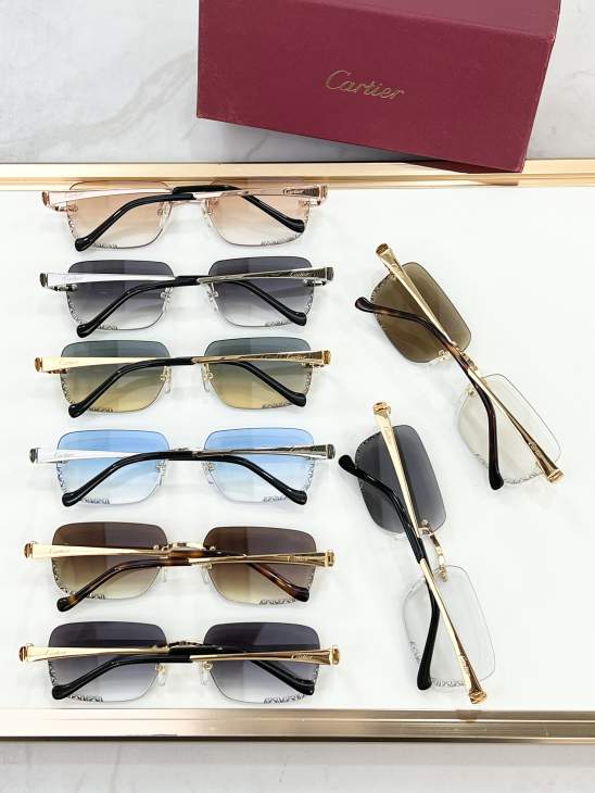 Picture of Cartier Sunglasses _SKUfw80239023fw